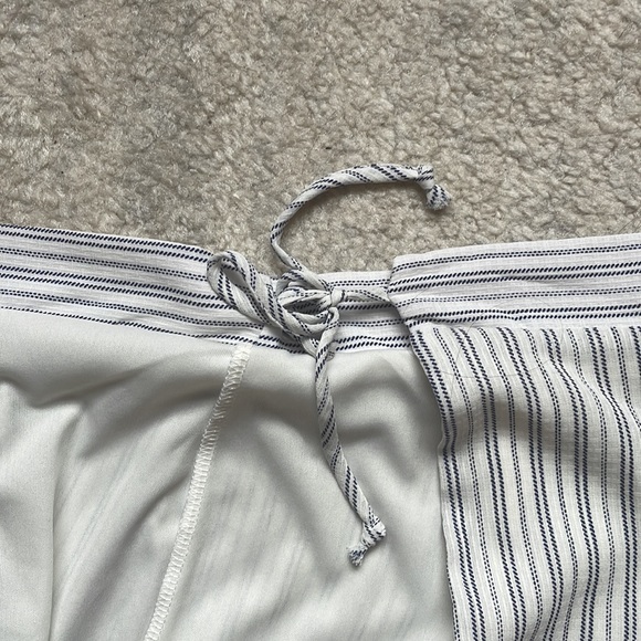Lulus blue striped wrap flowy skirt - Picture 4 of 6